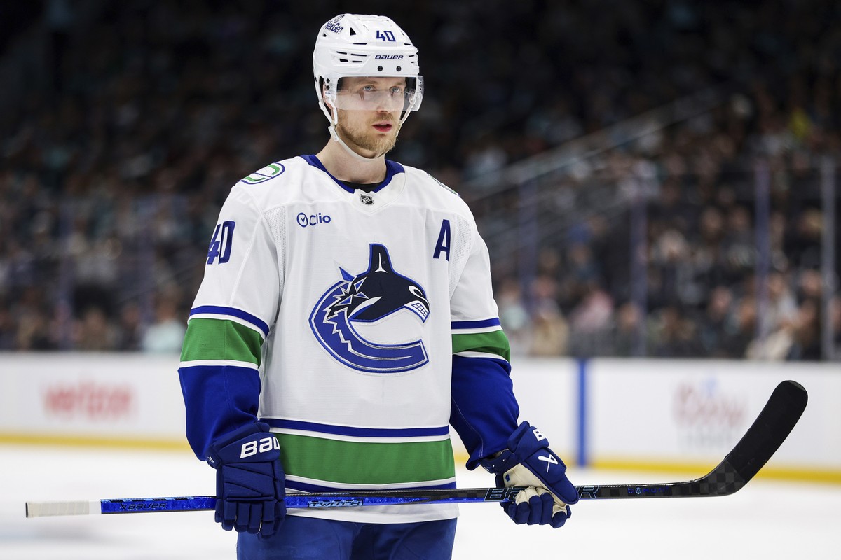 Vancouver Canucks center Elias Pettersson (40) looks on during the third period of an NHL hockey game against the Seattle Kraken, Saturday, March 1, 2025, in Seattle. (AP Photo/Rio Giancarlo)
Canucks  ...