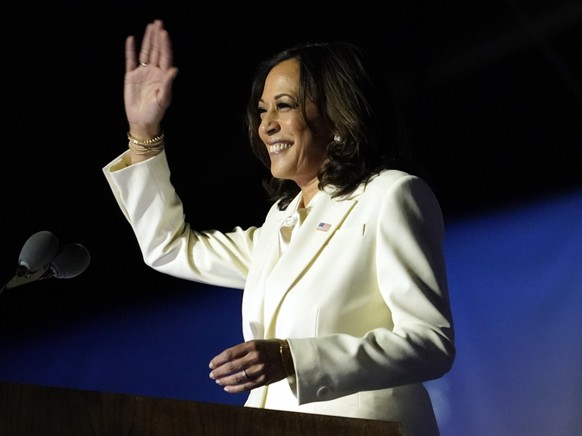 Kamala Harris am Samstag bei einem gemeinsamen Auftritt mit Joe Biden. Foto: Andrew Harnik/AP/dpa