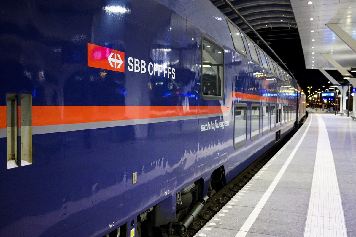 Un train de nuit "Nightjet" exploite par la compagnie Oesterreichische Bundesbahnen,OBB, qui relie les villes de Zuerich et Vienne en Autriche le lundi 10 fevrier 2020 a la gare de Salzburg  ...