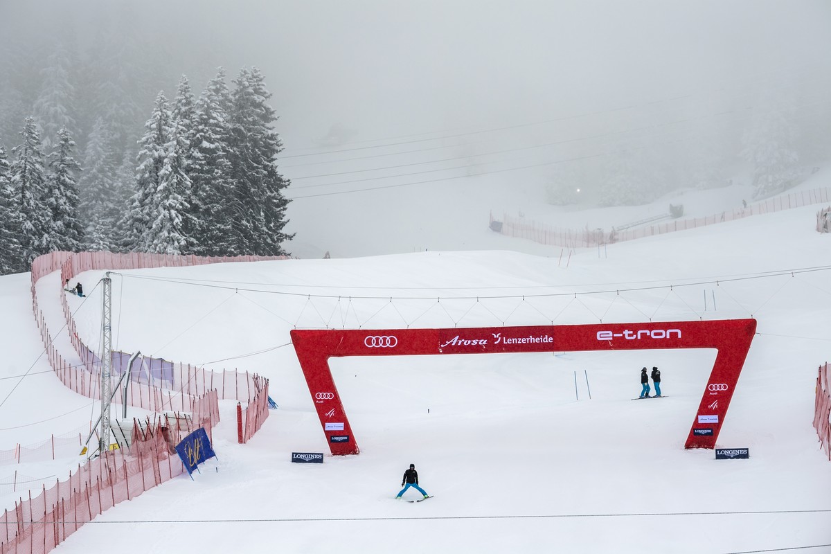 epa09081174 The finish area is pictured in the fog before the women's Super-G race at the FIS Alpine Skiing World Cup finals at the FIS Alpine Skiing World Cup finals, in Lenzerheide, Switzerland ...