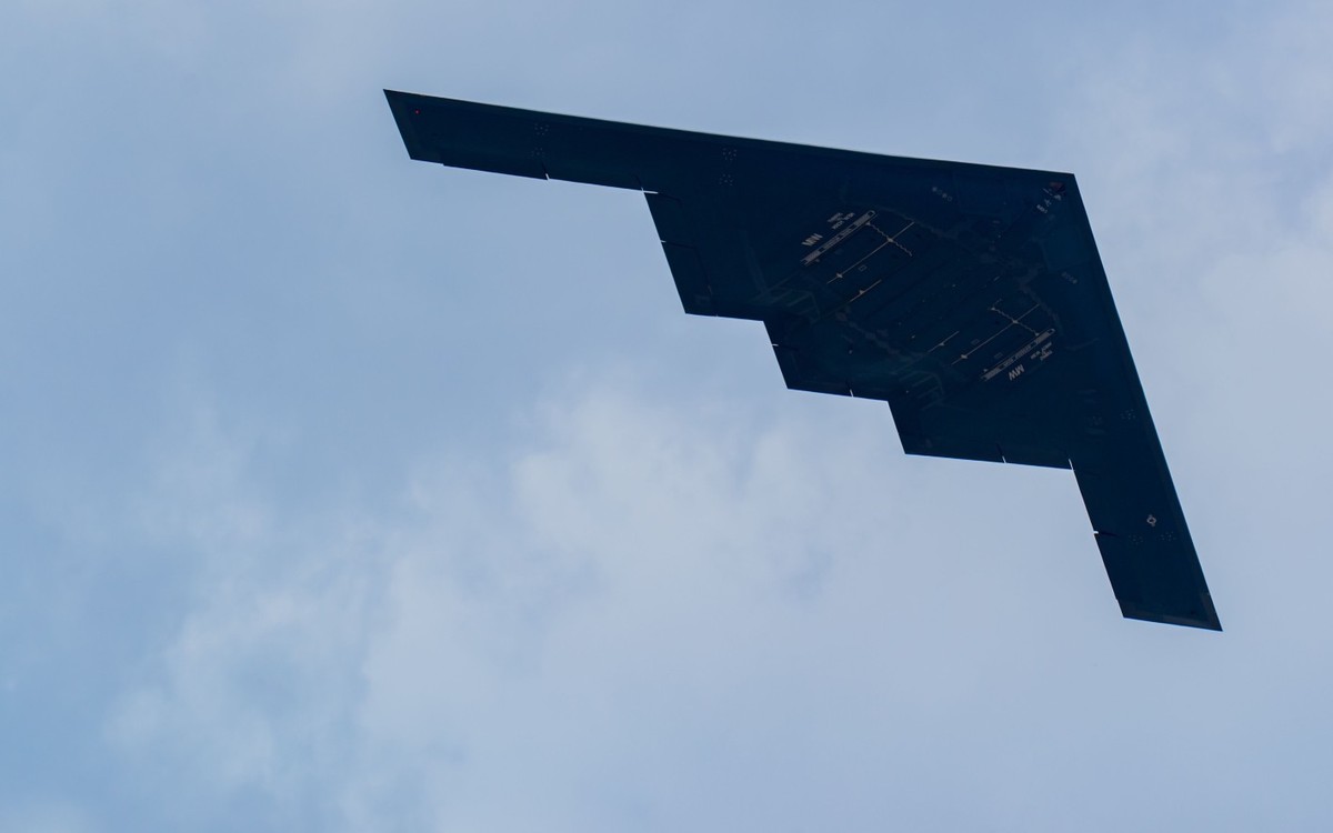 Bomnbardier furtif B-2.