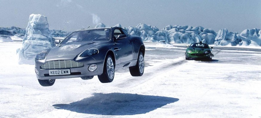 James Bond Aston Martin Jaguar Die Another Day 007