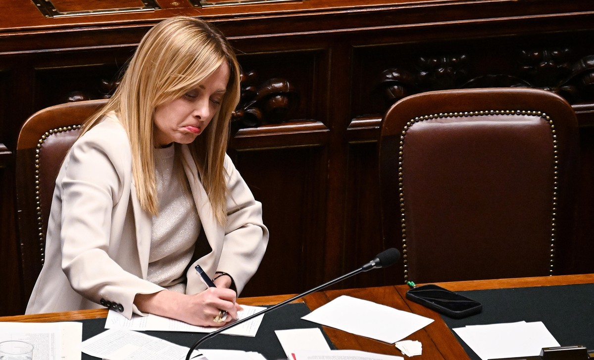 epaselect epa12812345 Italian Premier Giorgia Meloni reports to the Lower House on Middle East crisis ahead of European Council, in Rome, Italy, 11 March 2026. EPA/RICCARDO ANTIMIANI