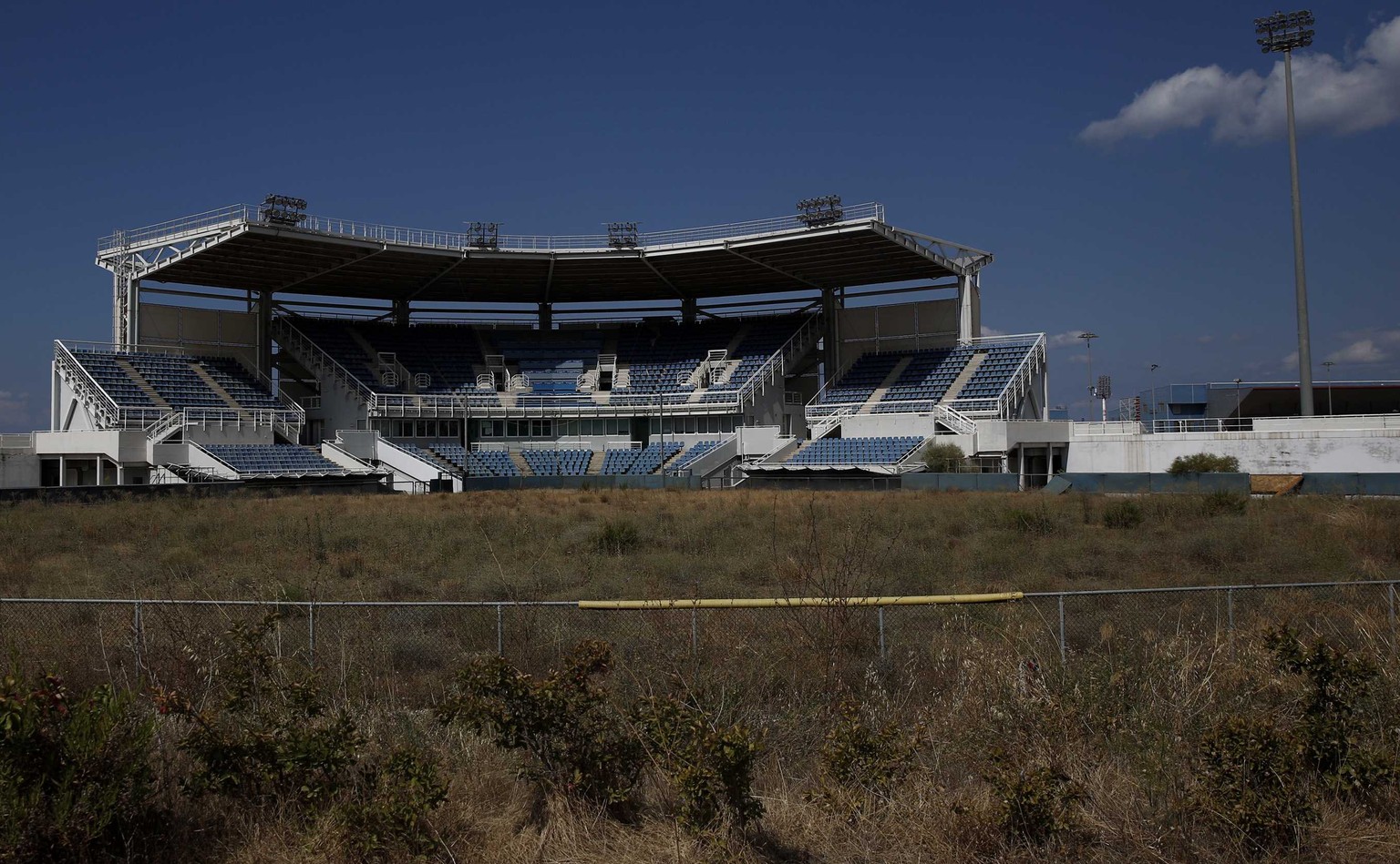 In diesem Stadion wurde das Softball-Turnier der Frauen durchgeführt. Ob es in den zehn Jahren seit den Olympischen Spielen noch einmal benutzt wurde?