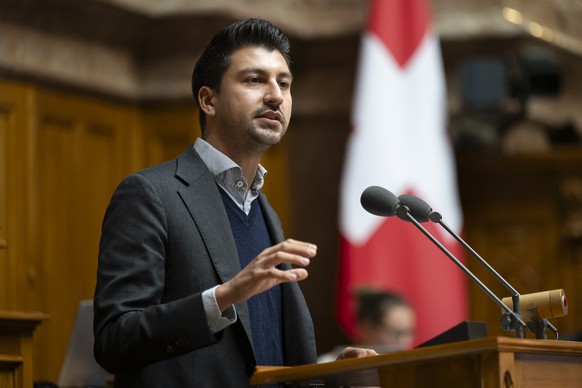 Fabian Molina, SP-ZH, spricht waehrend der Herbstsession der Eidgenoessischen Raete, am Donnerstag, 19. September 2024 im Nationalrat in Bern. (KEYSTONE/Anthony Anex)