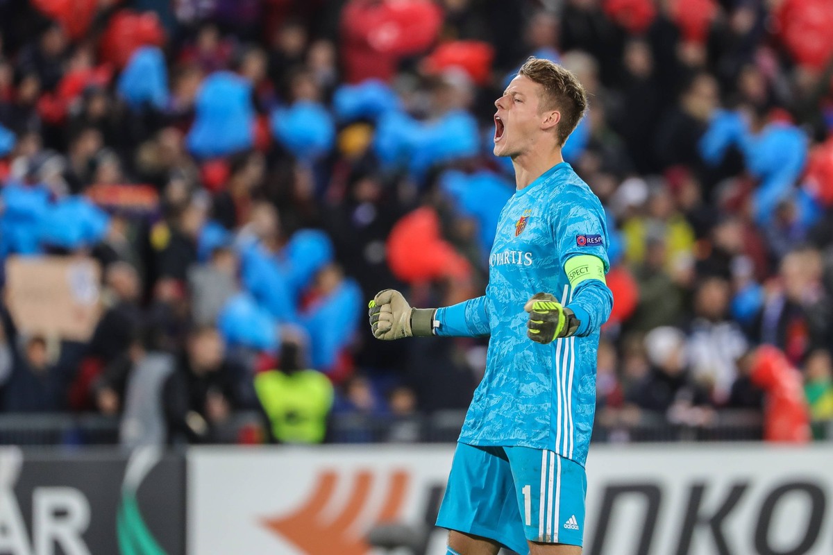 Jonas Omlin FC Basel 1 beim Schlusspfiff, beim Fussball Europa League Spiel zwischen dem FC Basel und Getafe CF, am Donnerstag, den 07. November 2019 im Sankt Jakob Park in Basel Schweiz. Basel Sankt  ...
