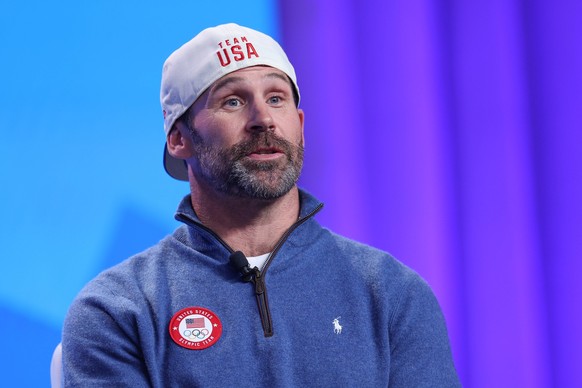 Olympic Preview: U.S. Olympic Team Summit Oct 28, 2025 New York, NY, UNITED STATES Olympic athlete Nick Baumgartner, Snowboarding, speaks with media during the U.S. Olympic Team Media Summit in prepar ...