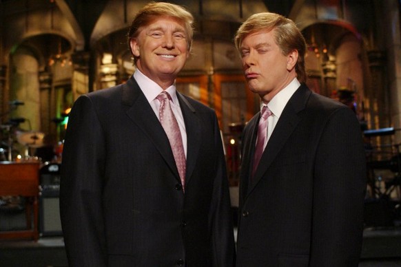 Donald Trump 2004 in «Saturday Night Live» mit Comedian&nbsp;Darrell Hammond.