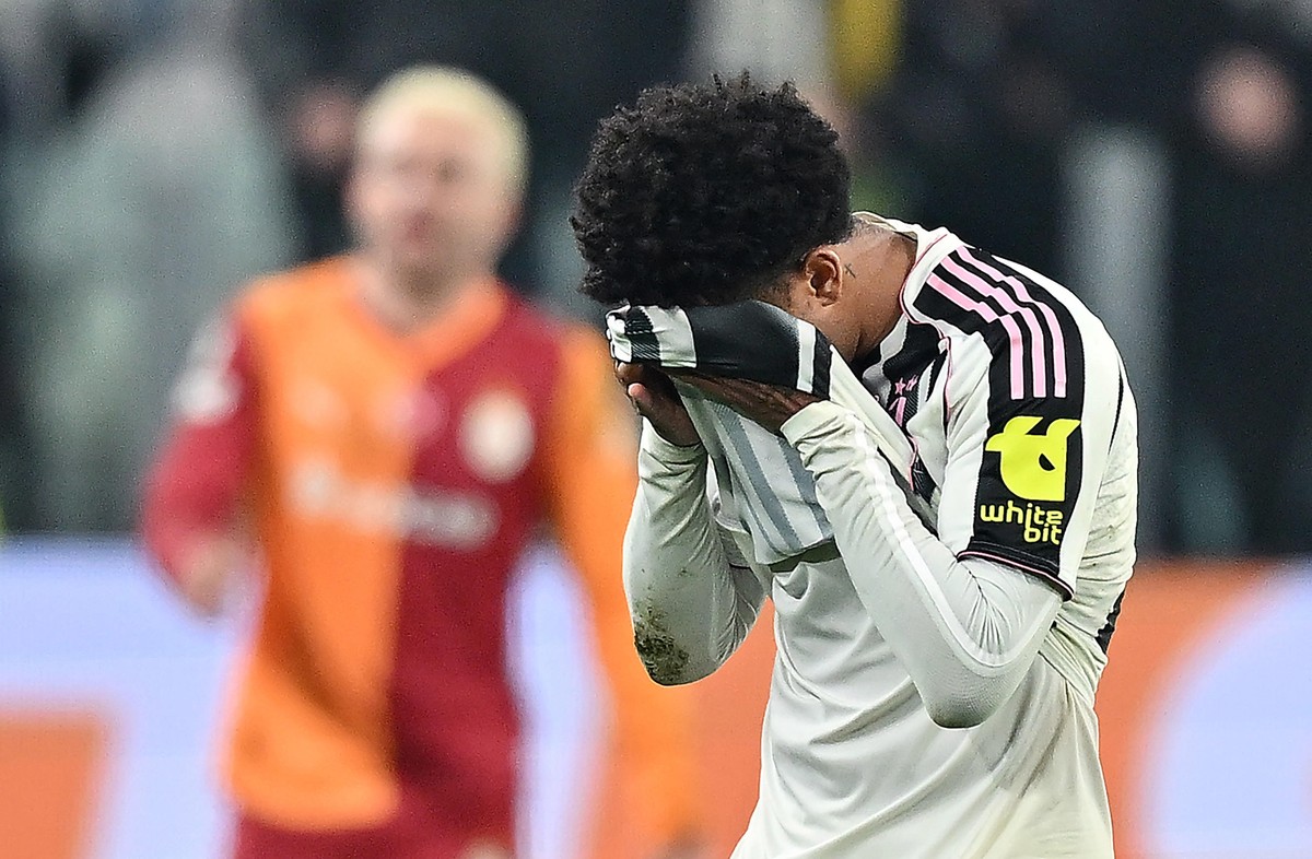 epa12777342 Juventus' Weston McKennie reacts at the end of the UEFA Champions League soccer match Juventus FC vs Galatasaray SK at the Allianz Stadium in Turin, Italy, 25 February 2026. EPA/Aless ...