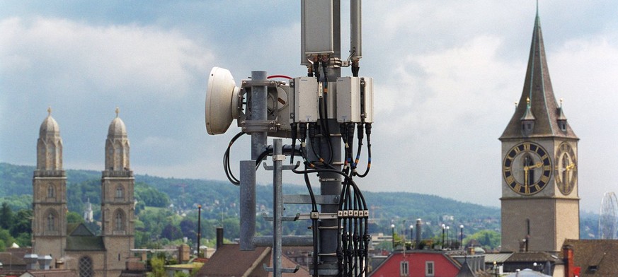Mobilfunk-Antenne (hier in Zürich): Gut 6000 von 15'000 Standorten schöpfen heute den Grenzwert aus.
