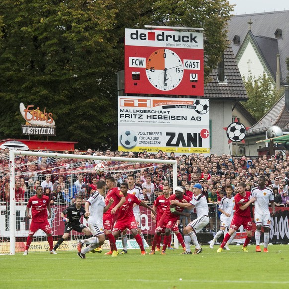 Das Sechzehntelfinal im Schweizer Cup Fussballspiel zwischen dem FC Winterthur und dem FC Basel am Sonntag, 21. September 2014 auf der Schuetzenwiese in Winterthur. (KEYSTONE/Ennio Leanza)