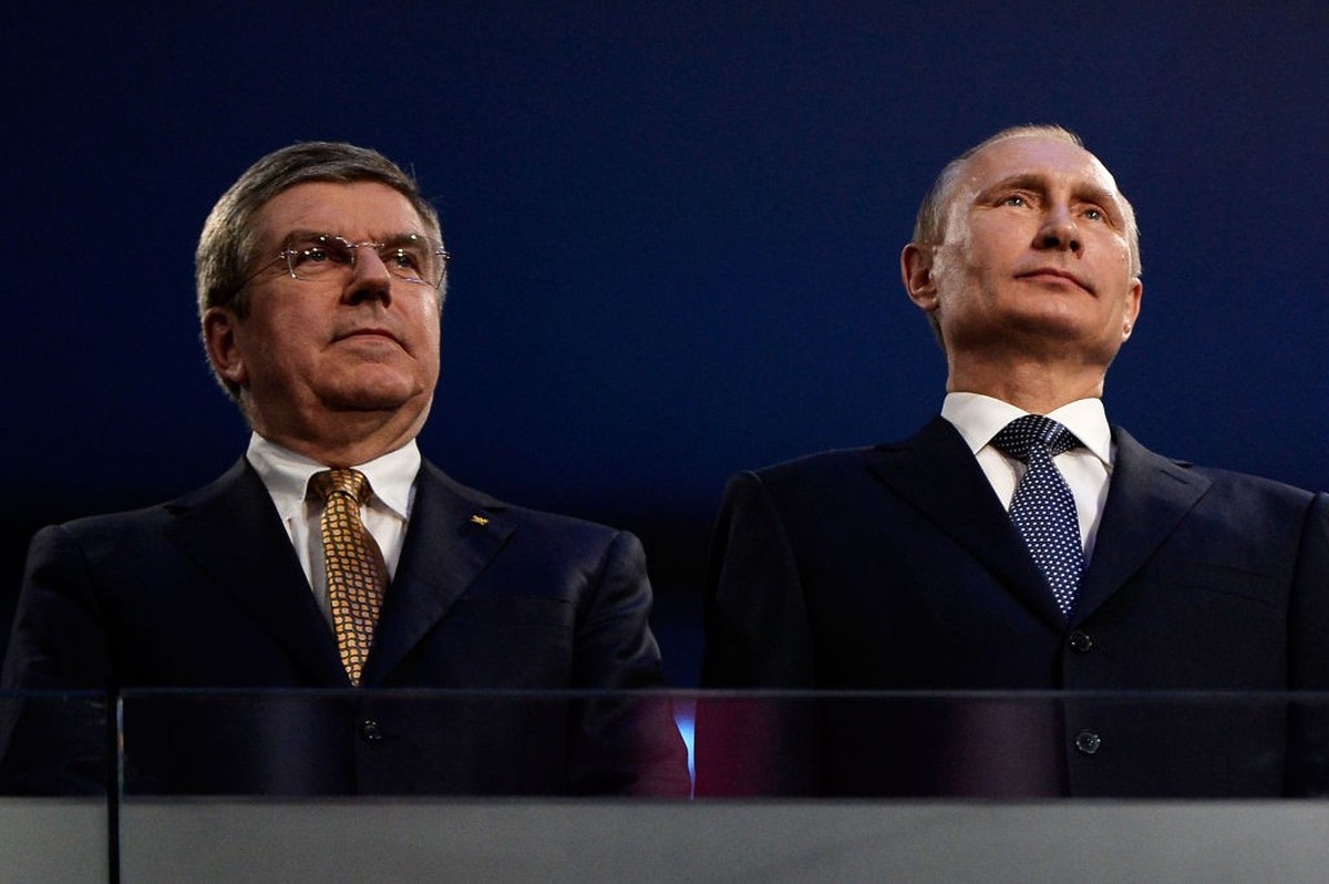 SOCHI, RUSSIA - FEBRUARY 23: Thomas Bach (L), President of the IOC and Russian President Vladimir Putin (R) attend the 2014 Sochi Winter Olympics Closing Ceremony at Fisht Olympic Stadium on February  ...