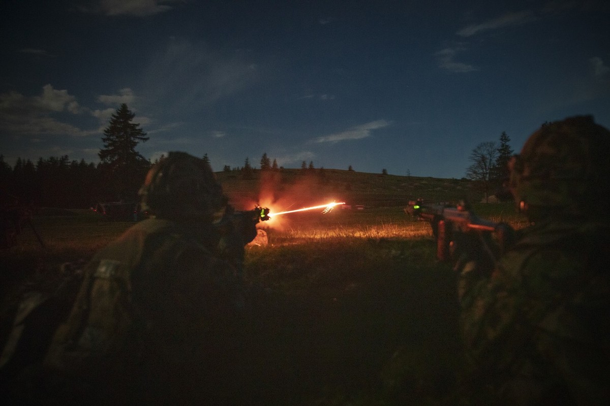 Exercice Lux23 de l'armée Suisse, au 1er au 8 mai 2023. Région Genève, Vaud, Neuchâtel.