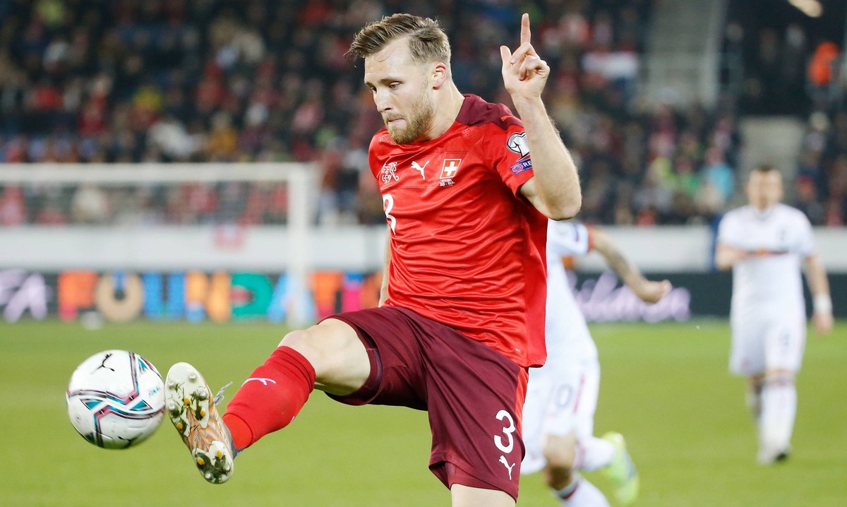 Silvan Widmer hat sich in der Nati als Stammspieler auf der rechten Abwehrseite etabliert.