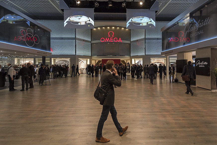 epa06630437 The Omega stand at the world watch and jewellery show Baselworld in Basel, Switzerland, 26 March 2018. Baselworld 2018
runs from 22 - 27 March 2018. EPA/GEORGIOS KEFALAS