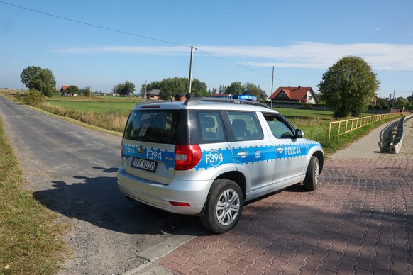 epa12366793 Emergency services inspect the site of Russian drone crash Poland, in Mniszkow, south-central Poland, 10 September 2025. ussian drones repeatedly violated Polish airspace overnight. EPA/MA ...