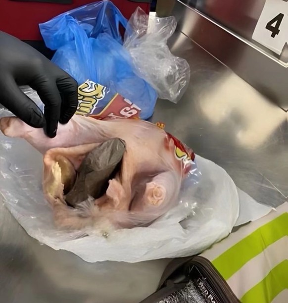 On November 7, TSA agents had an awkward early Thanksgiving when they discovered a gun at Fort Lauderdale-Hollywood International Airport, smashed into a rough whole...