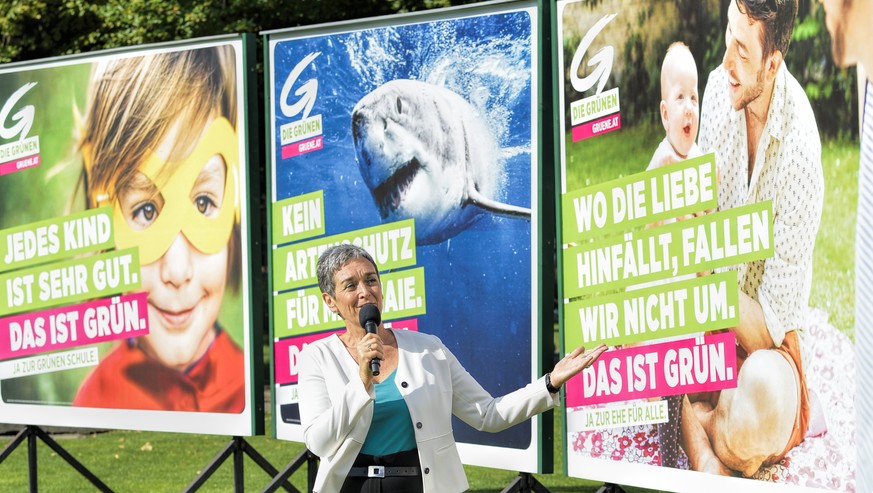 ABD0025_20170907 - WIEN - OESTERREICH: Gruene-Spitzenkandidatin Ulrike Lunacek am Donnerstag, 7. September 2017, im Rahmen der Praesentation der &quot;Zweiten Plakatwelle&quot; in Wien. (KEYSTONE/APA/ ...