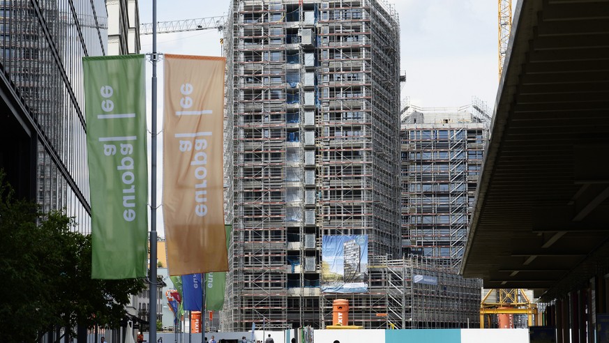 Die Grossbaustelle an der Europaallee, aufgenommen am Dienstag, 17. Juni 2014, in Zuerich. (KEYSTONE/Steffen Schmidt)