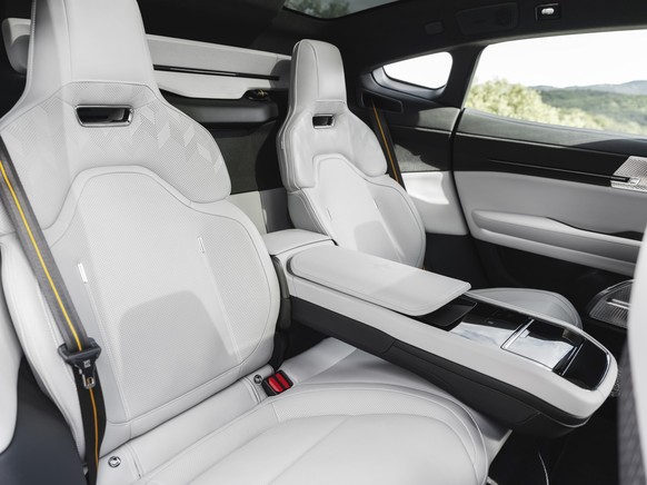 Polestar 5