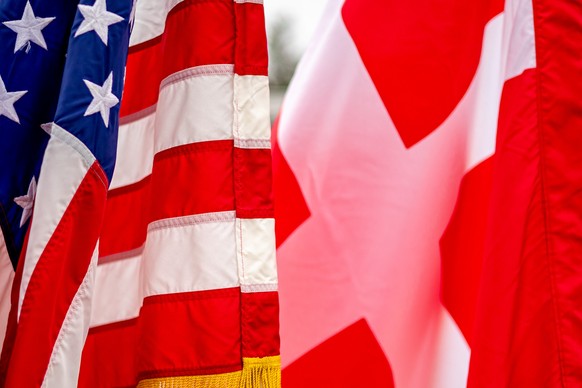 epa11888520 US (L) and Denmark&#039;s (R) flags stands during the &#039;US Army Europe and Africa International Tank Challenge&#039; exercise at the military training area in Grafenwoehr, Germany, 11  ...