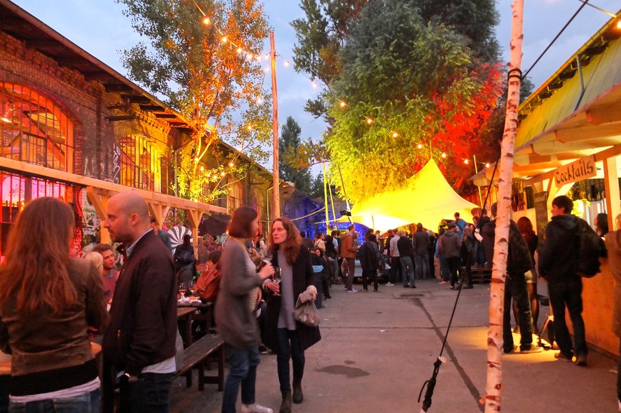 Die «Neue Heimat» in Friedrichshain von aussen ...