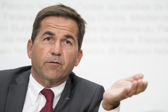 Bundskanzler Walter Thurnherr spricht an einer Medienkonferenz ueber die Elektronische Stimmabgabe, E-Voting, am Mittwoch, 27. Juni 2018 in Bern. (KEYSTONE/Peter Schneider)