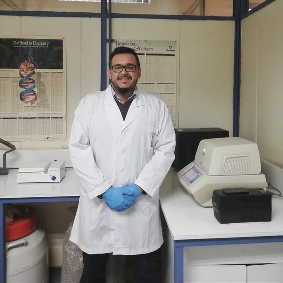 Victor Neira
https://www.inach.cl/chile-impulsa-investigacion-pionera-sobre-riesgos-emergentes-de-patogenos-y-contaminantes-en-la-antartica/