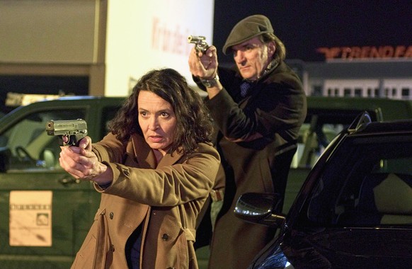 Tatort - KaltblÃ¼tig13.1.2013Hindern VerdÃ¤chtigen an der Flucht: Ulrike Folkerts als Hauptkommissarin Lena Odenthal, Andreas Hoppe als Hauptkommissar Mario KopperCopyright: SRF/ SWR/Alexander Klug ...