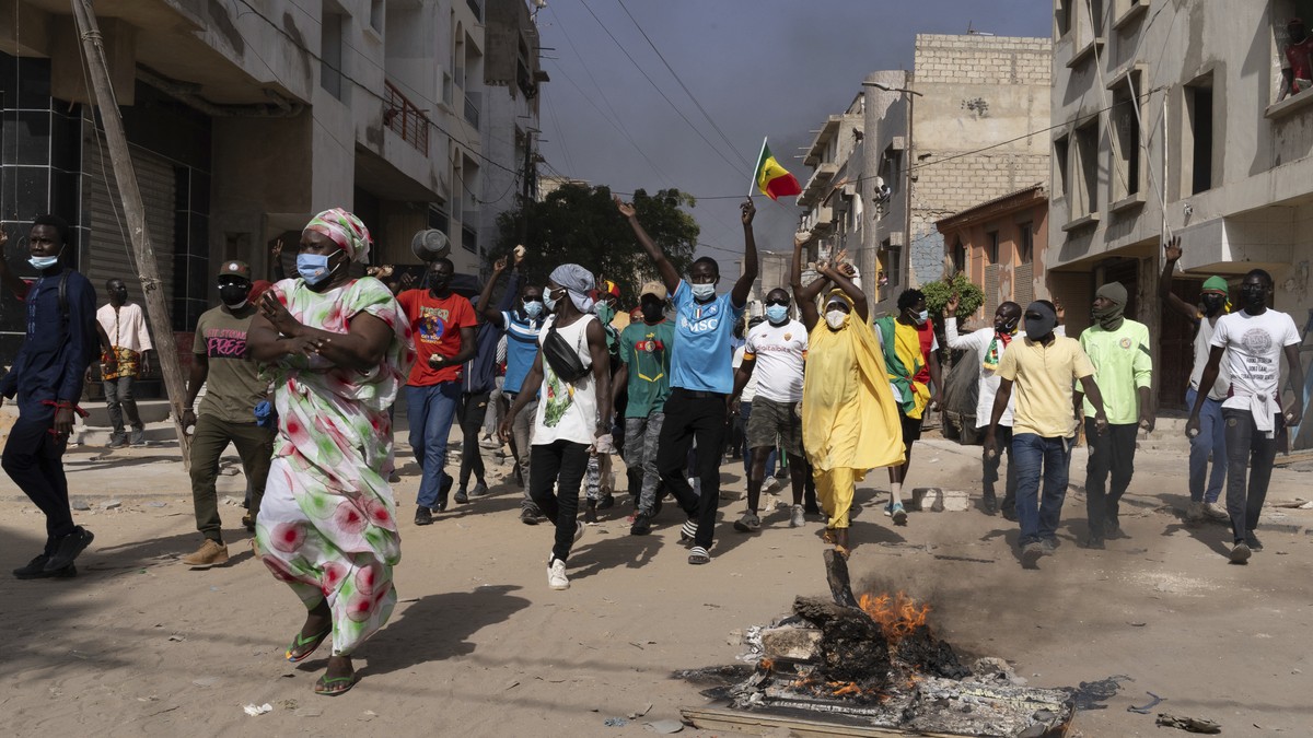 Deaths in protests in Senegal after White House election postponement: Special investigator made ‘inappropriate criticism’ of Biden’s memory