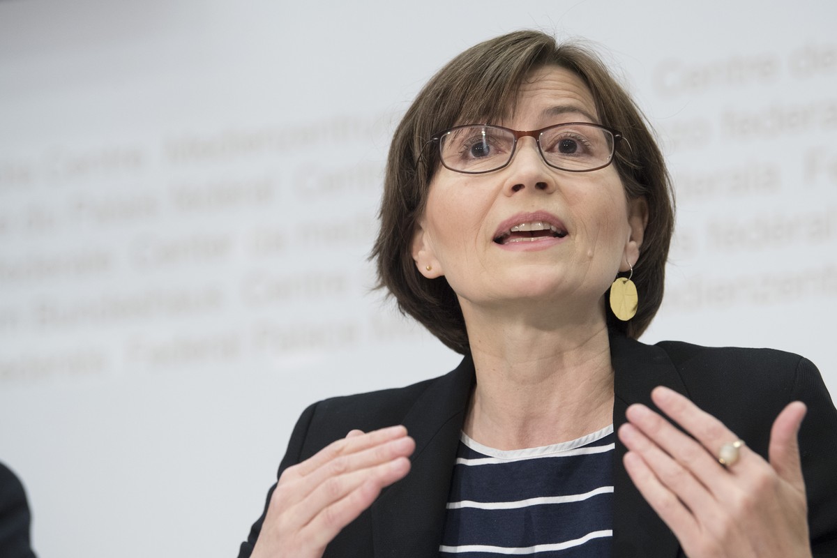 Regula Rytz, Parteipraesidentin und Nationalraetin Gruene/BE, waehrend der ueberparteilichen Pressekonferenz ''Ja zur Energiestrategie'', am Freitag, 21. April 2017, in Bern. Am 21 ...