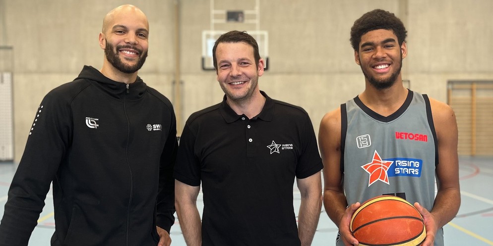 Die U14 Junior Basketball League und die Rising Stars bilden seit knapp 25 Jahren das zentrale Nachwuchsprogamm im Berner Basketball. Das Team der Rising Stars gilt mittlerweile als Talentschmiede in  ...