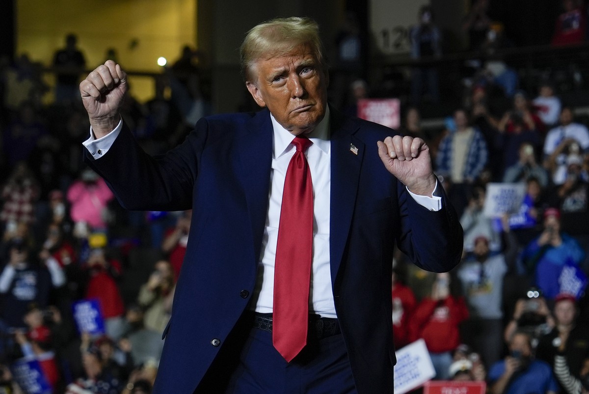 Republican presidential nominee former President Donald Trump dances at a campaign rally at PPL Center, Tuesday, Oct. 29, 2024, in Allentown, Pa. (AP Photo/Julia Demaree Nikhinson)
Election 2024 Trump