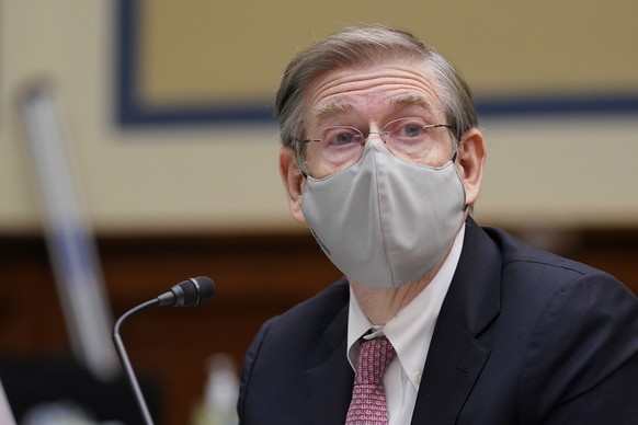 epa09137740 Department of Health and Human Services Chief Science Officer for COVID Response David Kessler speaks during a House Select Subcommittee on the Coronavirus Crisis hearing on Capitol Hill i ...