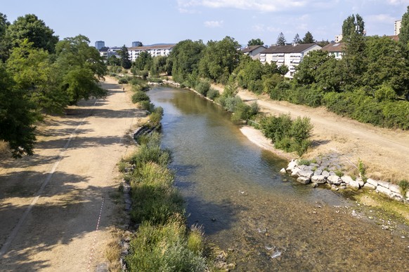 Luftaufnahme der gesperrten Birs in Basel, am Mittwoch, 24. Juni 2026. Um den Stress fuer die Fische zu minimieren und einem Fischsterben vorzubeugen, hat das Amt fuer Wald und Wild beider Basel in en ...