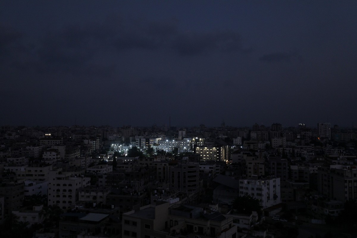 L'hôpital Al-Shifa de la ville de Gaza dispose encore de l'électricité.