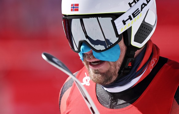 epa09726691 Kjetil Jansrud of Norway in the finish area after the 2nd training run for the Men&#039;s Downhill race of the Alpine Skiing events of the Beijing 2022 Olympic Games at the Yanqing Nationa ...
