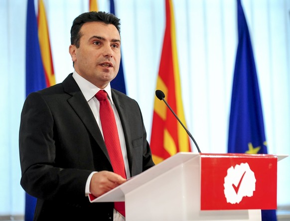 epa05840712 Zoran Zaev, the leader of the Social Democratic Union of Macedonia, addresses the nation with a presentation of the program of the new government which he plans to form in Skopje, The Form ...