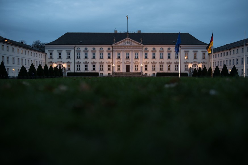 epa06348459 An exterior view of the Bellevue Palace (Schloss Bellevue), the seat of the German President, in Berlin, Germany, 24 November 2017. Exploratory talks between the German parties Christian D ...