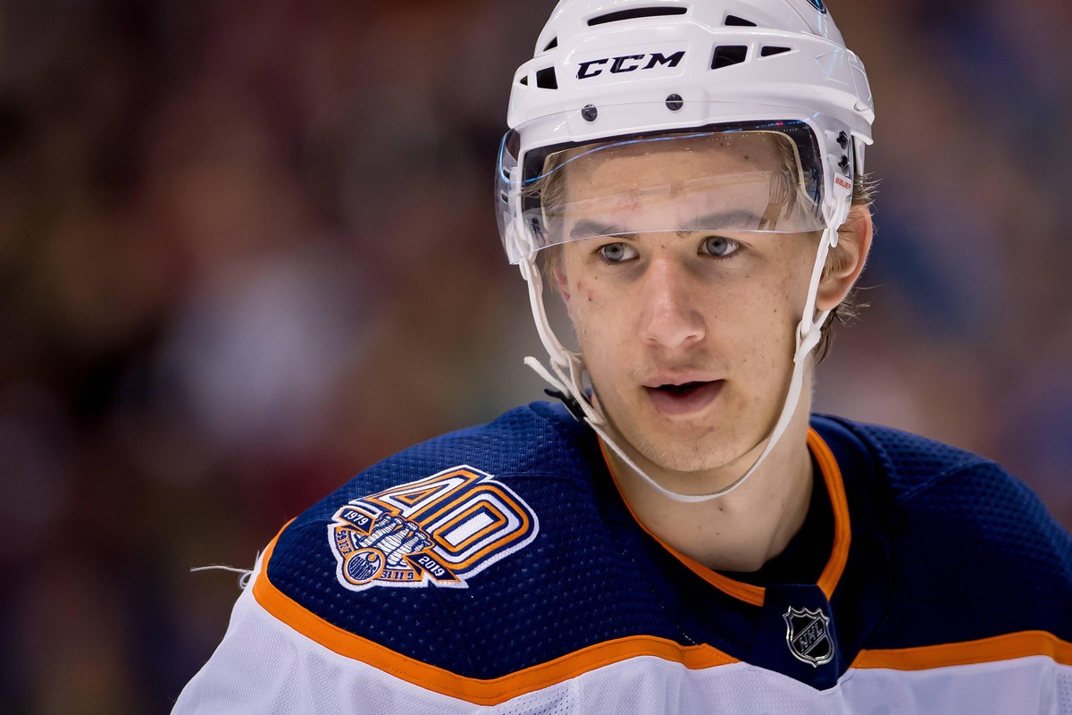 September 18, 2018: Oilers center Ryan McLeod (70) in game action during the NHL Eishockey Herren USA game between the Edmonton Oilers and the Vancouver Canucks at Rogers Arena in Vancouver, Canada. / ...