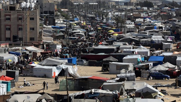 A camp for internally displaced Palestinians near the border with Egypt, in Rafah A camp for internally displaced Palestinians near the border with Egypt, in Rafah, southern Gaza Strip, 09 May 2024 is ...