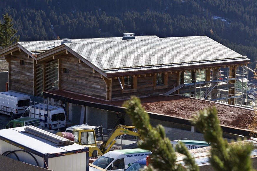 Die im Rohbau fertiggestellte Doppelvilla der Federers Bellavista A.