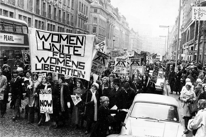 Die zweite Welle dauerte von Mitte bis Ende 20. Jahrhundert an. Im Bild: der Women's Liberation March, 1971. 