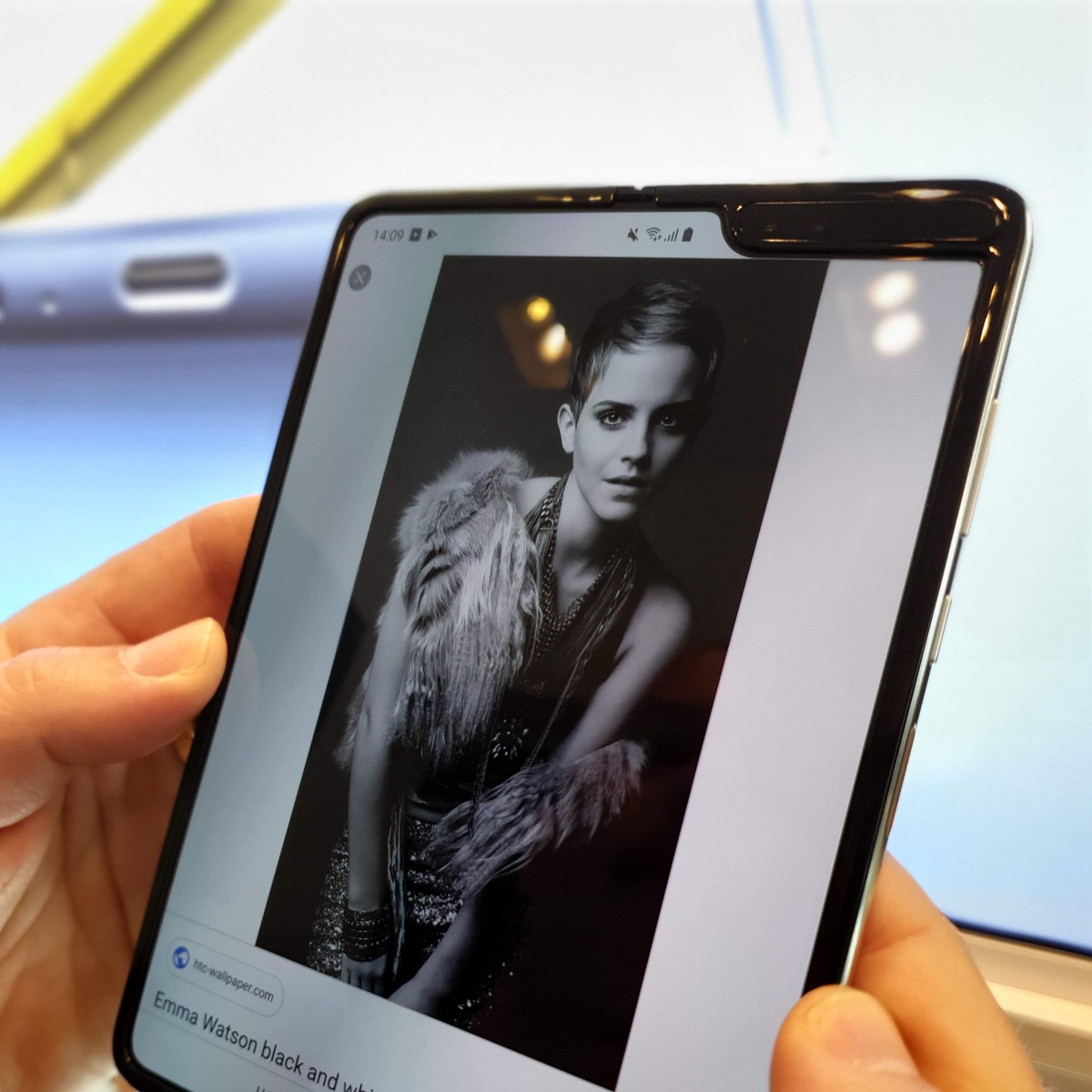 Samsung Galaxy Fold Smartphone