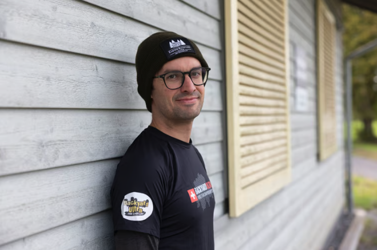 Le Suisse Jan Bruhnsen, organisateur du Backyard Ultra, a parcouru plus de 120 km lors de sa première participation.
