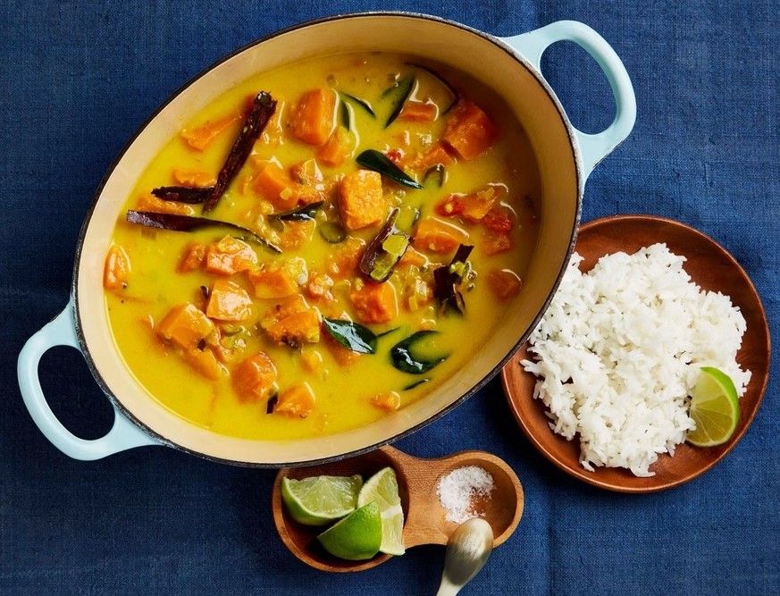 Meera Sodha’s vegan recipe for Sri Lankan kiri hodi curry with butternut squash 

https://www.theguardian.com/food/2022/jan/01/meera-sodha-vegan-recipe-kiri-hodi-butternut-squash#img-1
