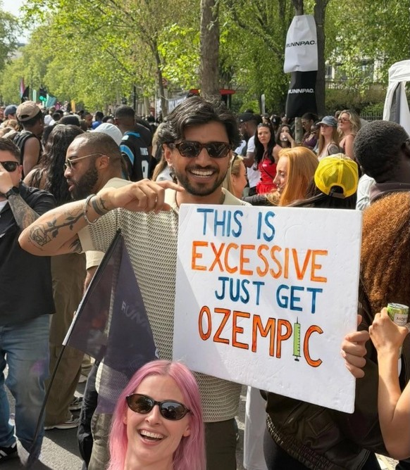 Die lustigsten Plakate am 2026 London Marathon
https://www.instagram.com/thearchbishopofbanterbury/