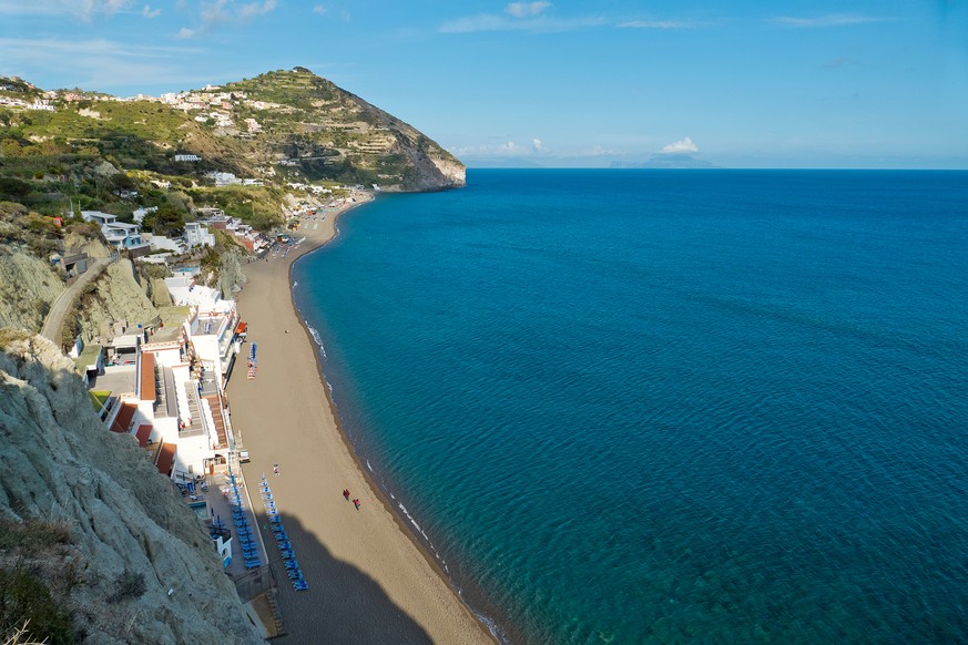 Mantori Beach, Ischia, Bild: Shutterstock