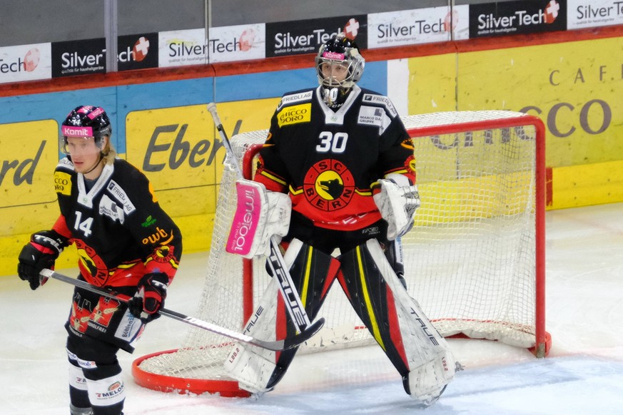 Bern Goalie Philip Wüthrich 30 - SWISS HOCKEY Kloten vs Bern at Stimo Arena, Kloten, Zurich Kloten stimo arena Zürich Schweiz Copyright: xSergioxBrunettix
