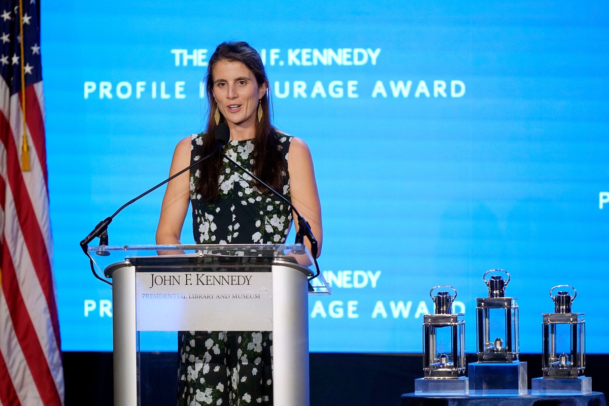 FILE - Tatiana Schlossberg, daughter of Caroline Kennedy, ambassador of the United States to Australia, addresses the audience during the John F. Kennedy Profile in Courage Award ceremony, Sunday, Oct ...